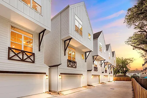 904 Martin St #D Photo 1