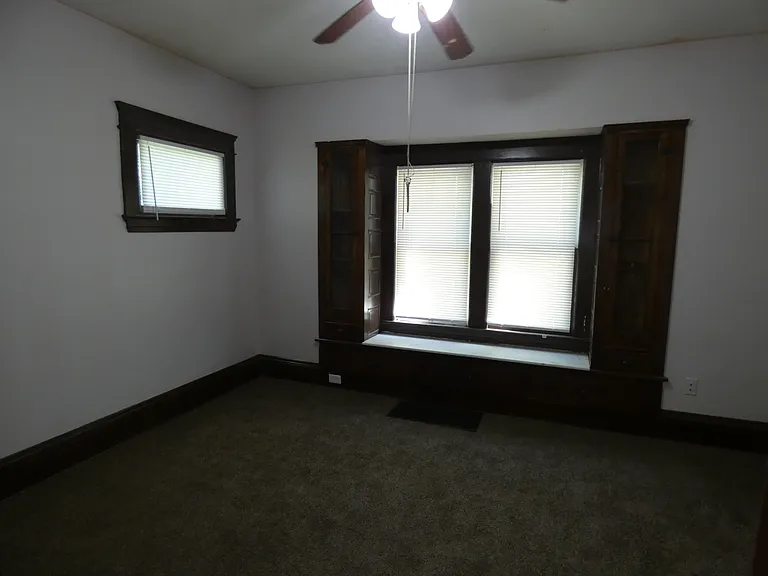 2055 W 87th St — Photo 6