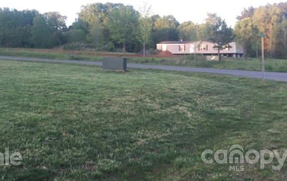 4th image of 5119 Southbrook Dr