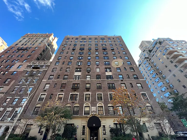 25 5th Ave #9H — Photo 9