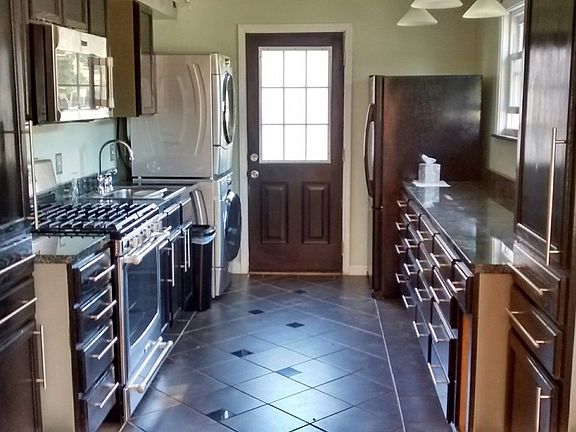 2nd image of 23 Grandmere Dr