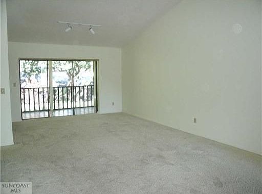 3rd image of 3540 Countrybrook Ln APT 22