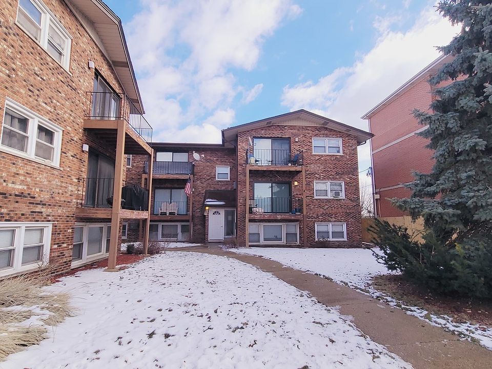 1st image of 6451 S Narragansett Ave #3A