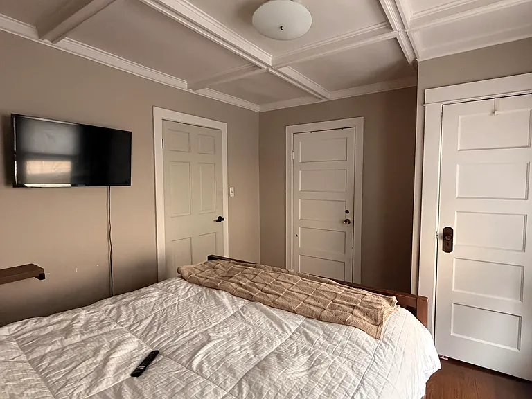 90 Lincoln Ave #1 — Photo 6
