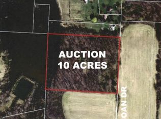Joan Dr, North Canton, OH 44720