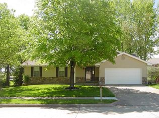426 Hunter Chaise Dr, Wentzville, MO