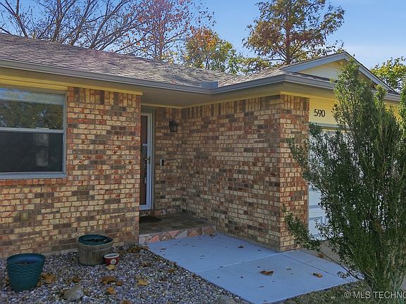 3rd image of 590 E 134th Pl