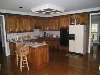 4th image of 3500 Wynterset Dr