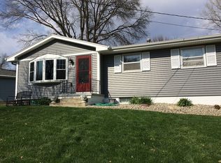 1025 N Walnut St, Glenwood, IA 51534
