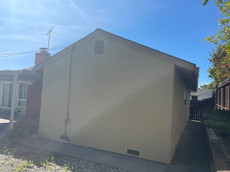 3420 Fleetwood Dr — Photo 40