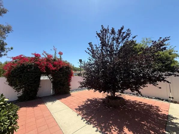 623 E St, Ramona, CA 92065