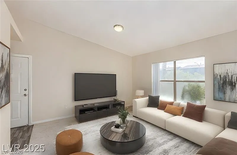 3 bed, 2.0 bath, 1167 sqft, $1,490 — Photo 1