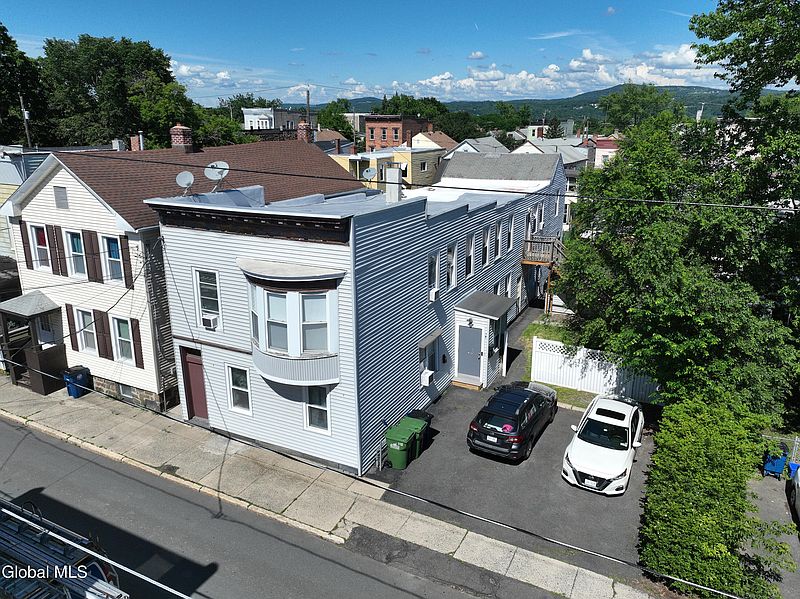 2nd image of 110 Lancaster Street