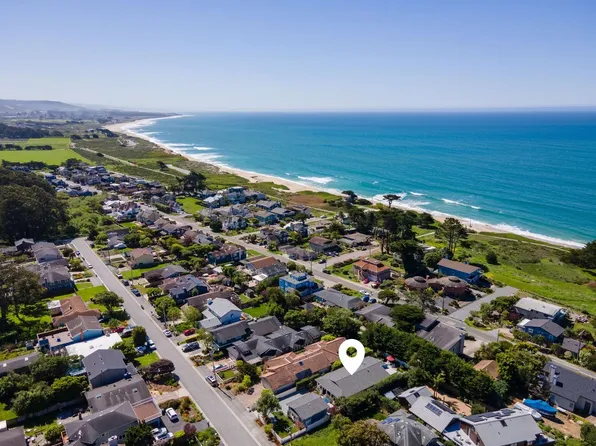 12 Ventura St, Half Moon Bay, CA 94019