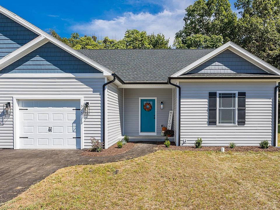 1st image of 315 Willow Oaks Dr