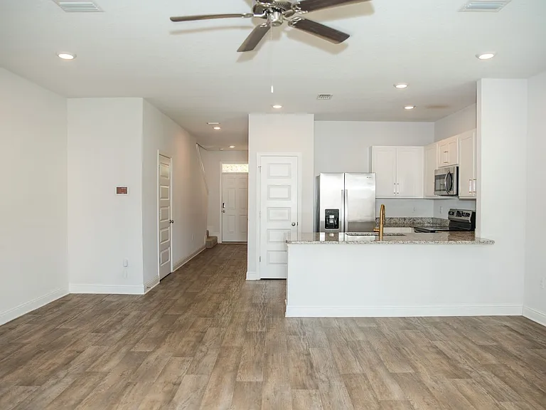 25806 Pollard Rd #37 — Photo 12