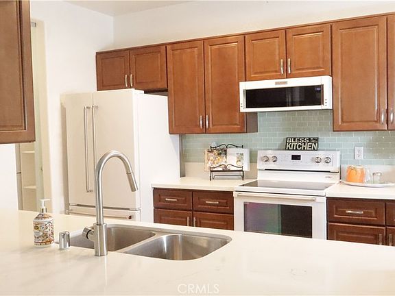 4th image of 24909 Madison Ave Unit 3313