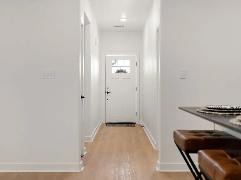 8818 Cantera Dr #B — Photo 3
