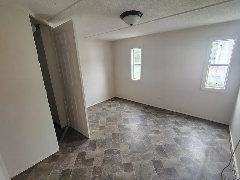 208 Spruce St #4 — Photo 8