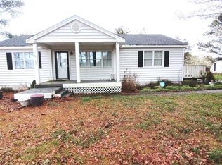 2532 Ballahack Rd, Chesapeake, VA 23322