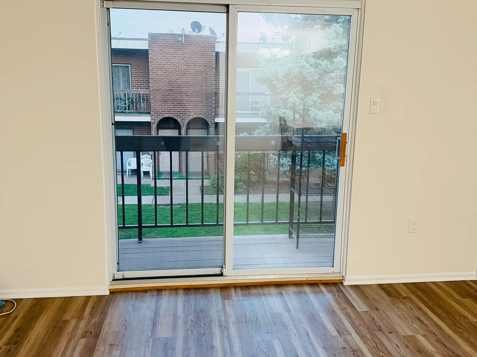 2 bed, 900 sqft, $1,725 — Photo 3