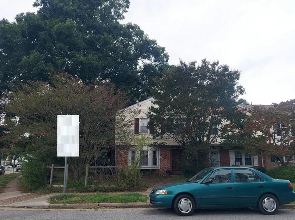 2292 Chadwick Dr, Virginia Beach, VA 23454