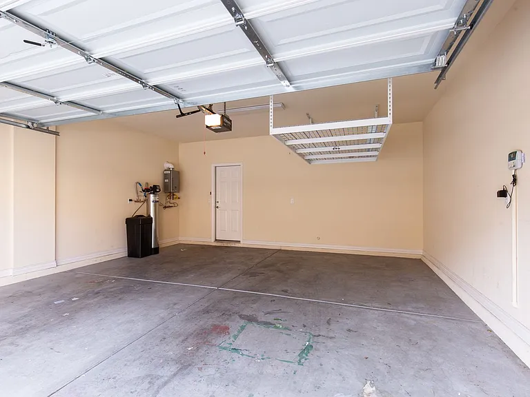 3140 Baranek Ave — Photo 38