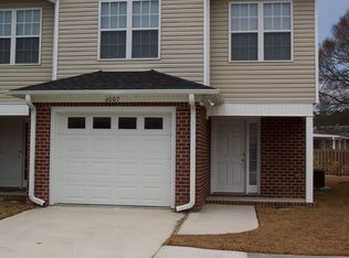 6032 Larson Pl, Wilmington, NC 28403
