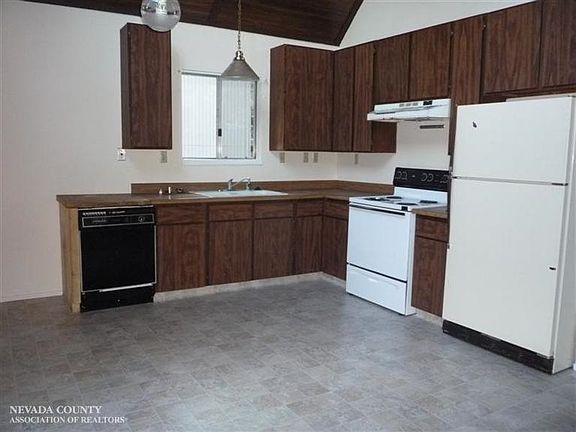 5th image of 20901 Chaparral Cir