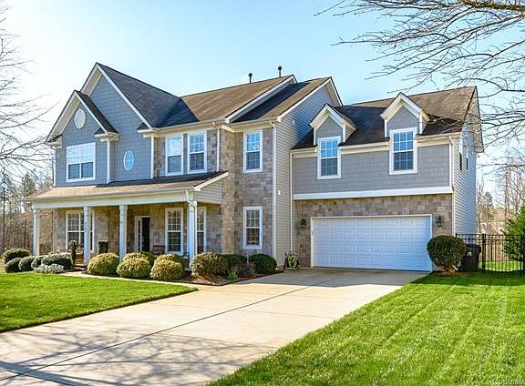 4th image of 9703 Glenburn Ln