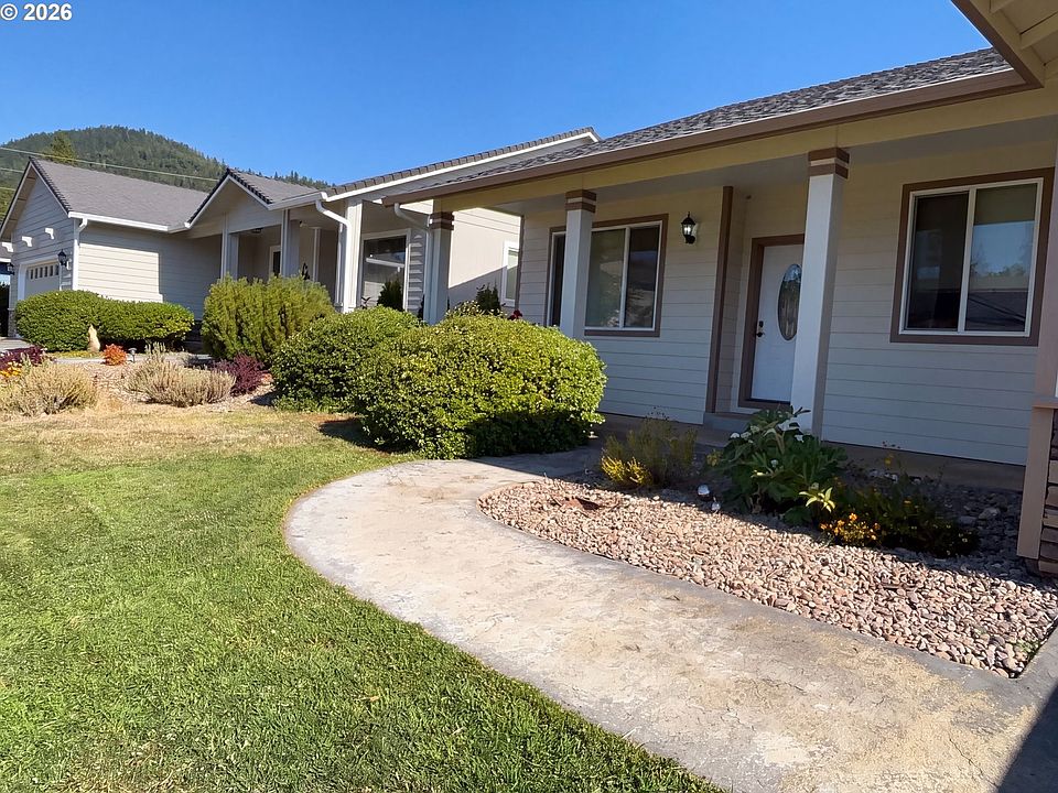 1st image of 235 Cedar Brook Ln