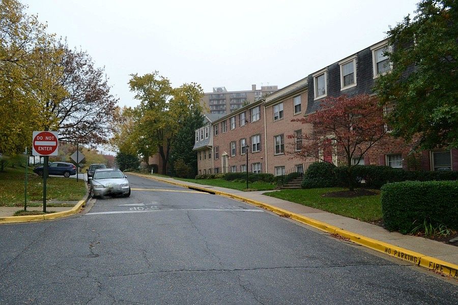 2nd image of 6100 Westchester Park Dr Unit 6