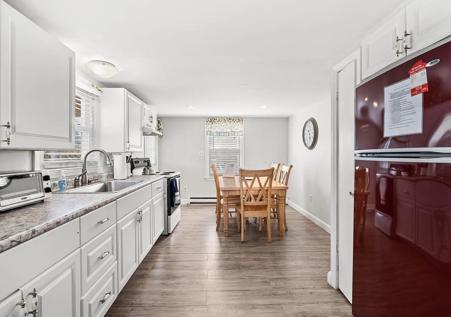 8 Commonwealth Ave — Photo 3