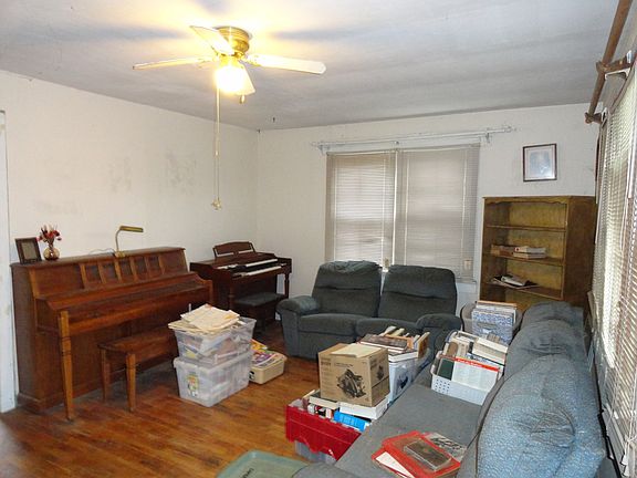 4th image of 4172 E Highway 32