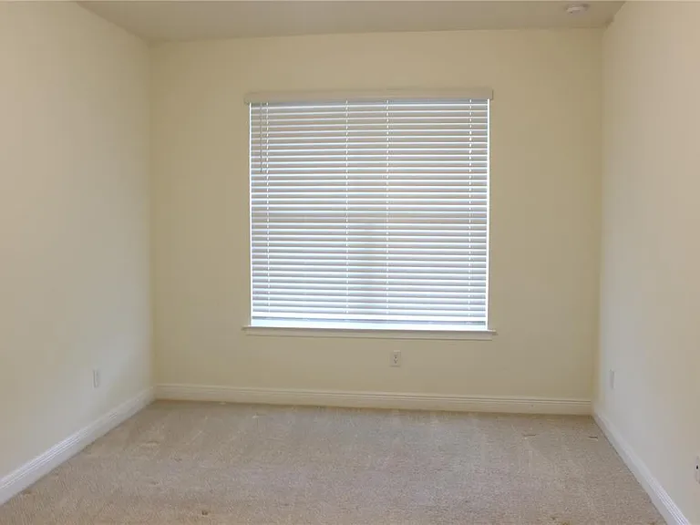 5826 Long Shore Loop — Photo 10