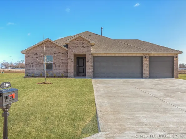 40 Stonegate Dr, Pryor, OK 74361