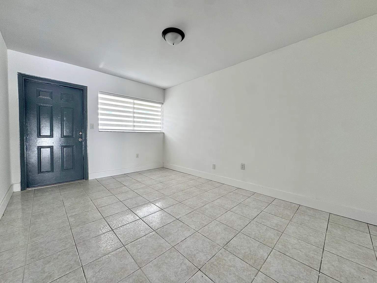 3 bed, $3,100 — Photo 2