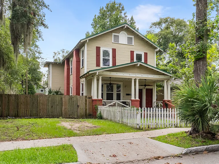 1113 E Park Ave #A — Photo 2