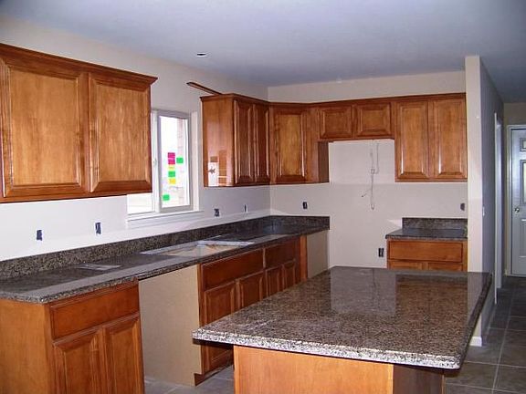 2nd image of 50290 Cheltenham Dr
