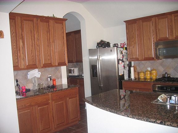 4th image of 7664 Junegrass Ln