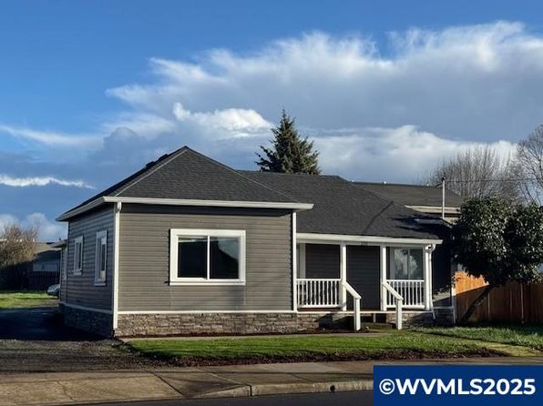 225 N Molalla Ave, Molalla, OR 97038