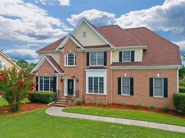 267 Country Club Dr, Hiram, GA 30141