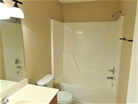 5th image of 255 Indian Park Dr