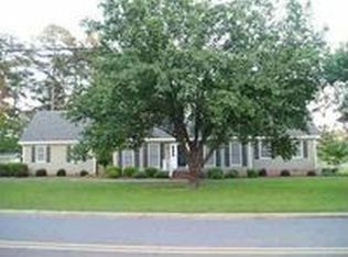 816 Woodsdale Dr, Perry, GA 31069