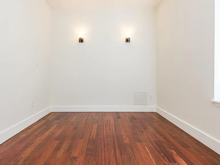 330 Starr St #3F — Photo 10