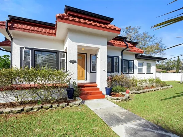 1601 E 1st Ave, Mount Dora, FL 32757