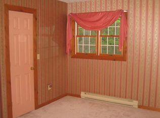 1320 Kroucher Rd, Stroudsburg, PA 18360