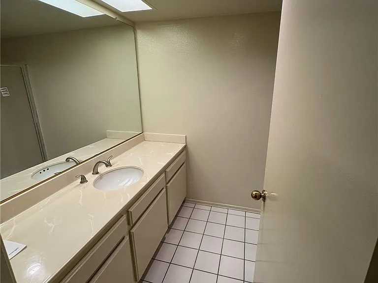 28006 S Western Ave — Photo 24