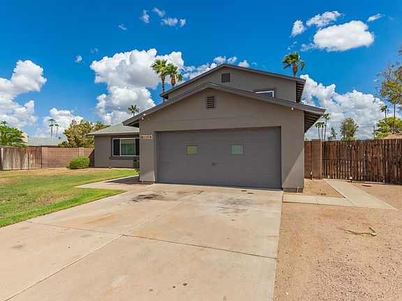 3rd image of 2205 S Las Flores