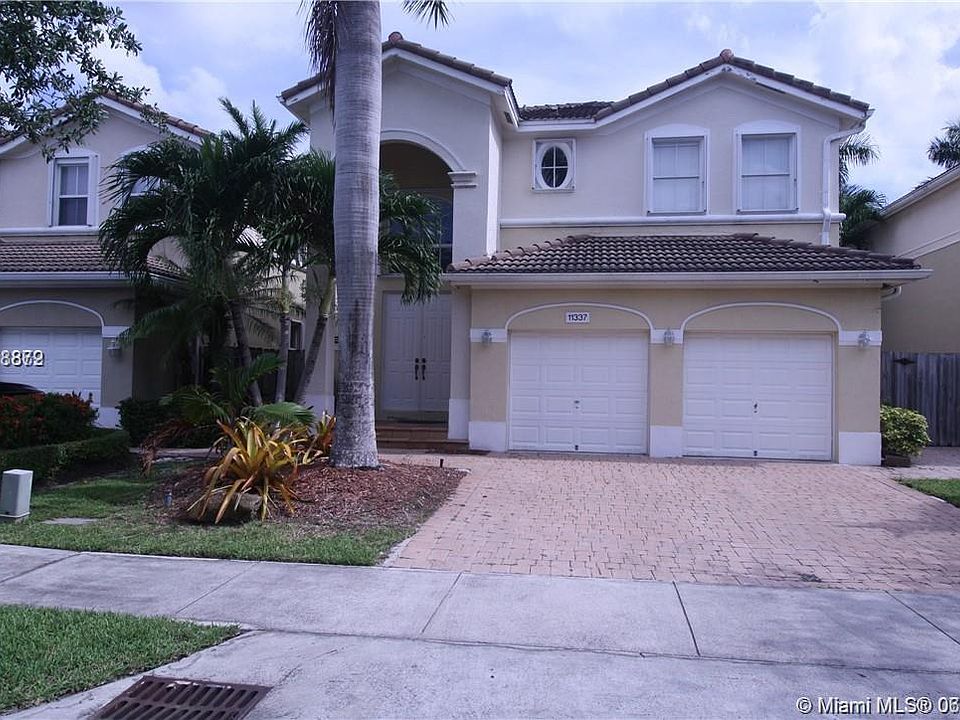 1st image of 11337 NW 46th Ln